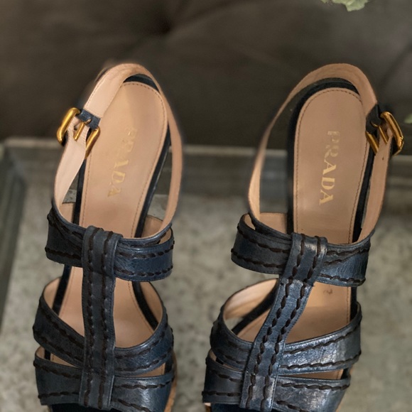 Prada Sandals with strap. - Picture 3 of 4